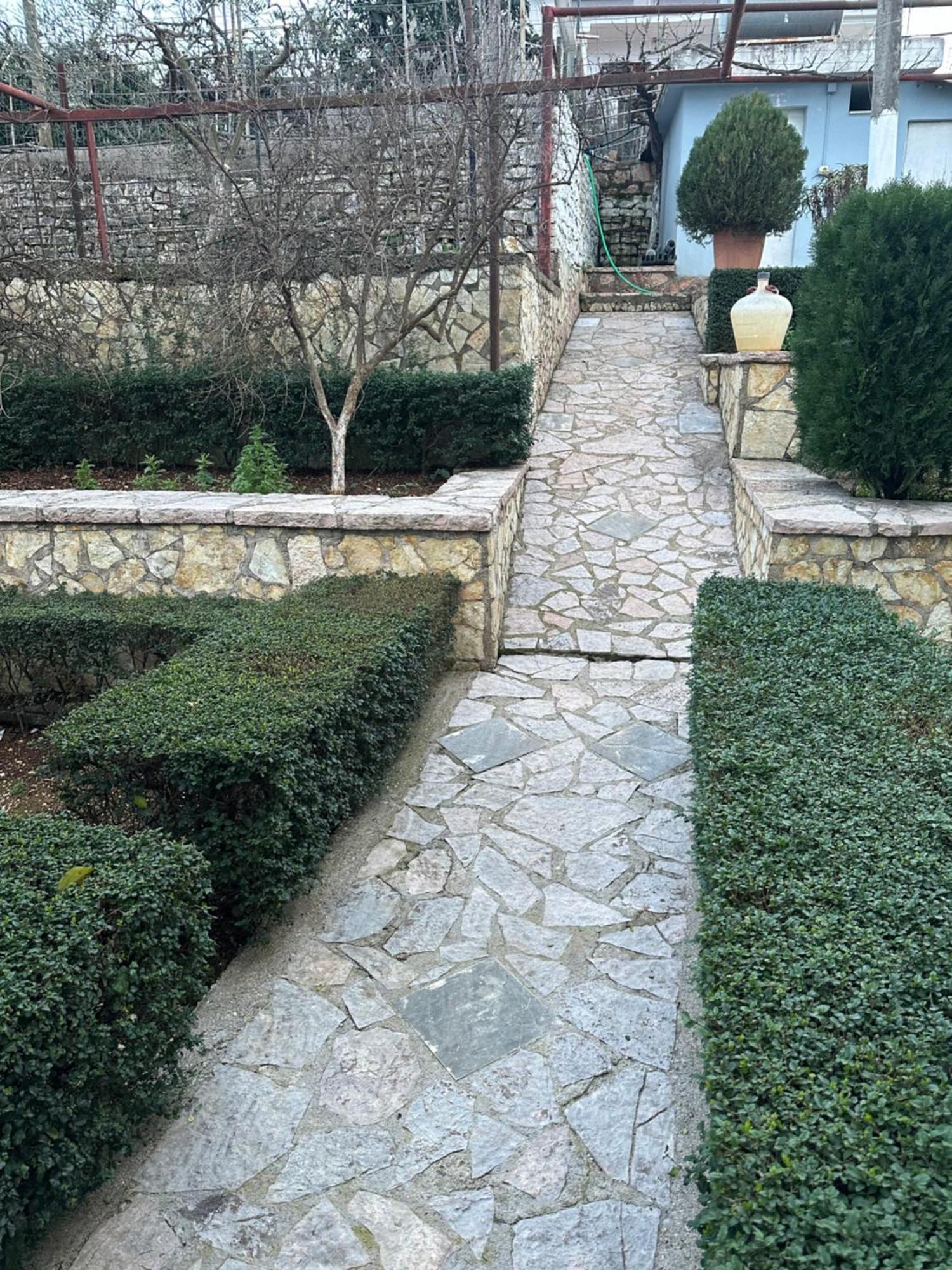 Villa Kevin'S Sarandë Exteriör bild