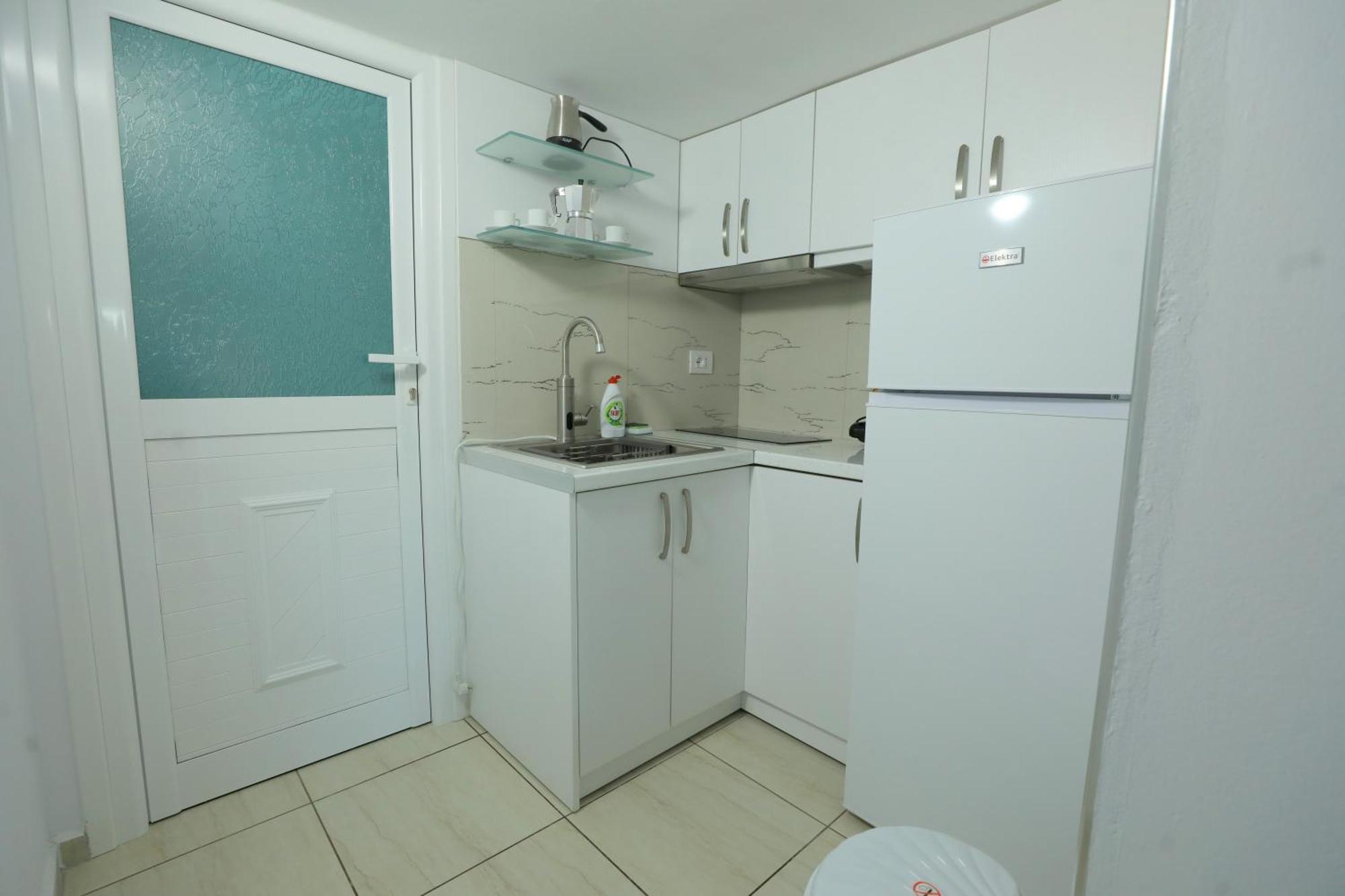 Villa Kevin'S Sarandë Exteriör bild