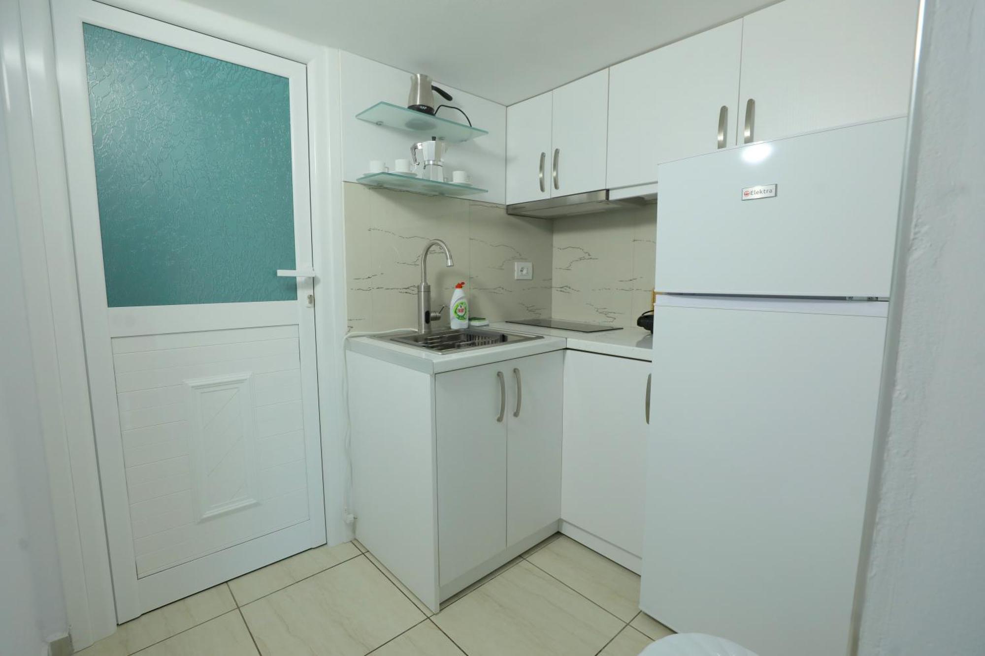 Villa Kevin'S Sarandë Exteriör bild